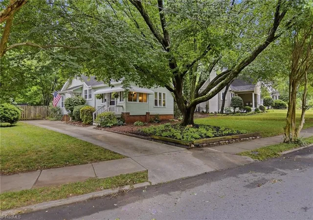 2nd image of 705 Melrose St, Winston Salem, NC 27103 | MLS# 1230616
