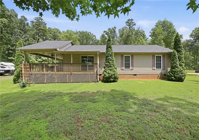 Homes for sale in Lexington, NC | 405 Owen Rd, Lexington, NC 27292 | MLS# 1226013