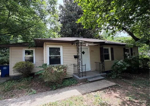 Photo 2 of Sale Pending at 3631 Yale Ave, Winston Salem, NC 27107 | MLS# 1227311 | Listing updated on 2026-09-22