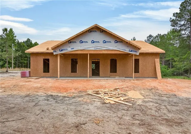 Homes for sale in Eagle Springs, NC | 334 Oak Ridge Rd, Eagle Springs, NC 27242 | MLS# 1218284