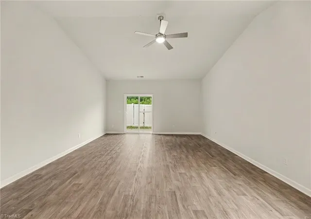 Photo 4 of Sale Pending at 282 Sparrow Ln, Lexington, NC 27295 | MLS# 1229130 | Listing updated on 2026-09-16