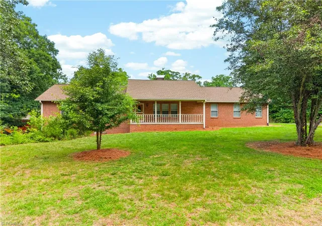 Homes for sale in Trinity, NC | 8976 Us Hwy 64 W, Trinity, NC 27370 | MLS# 1223369