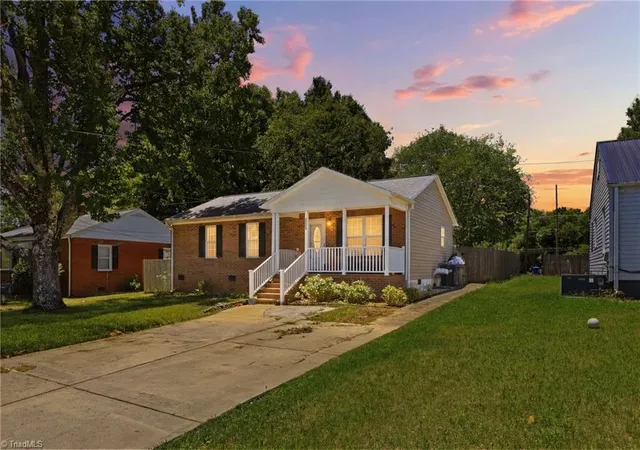 Homes for sale in Lexington, NC | 255 W 7th St, Lexington, NC 27295 | MLS# 1224894