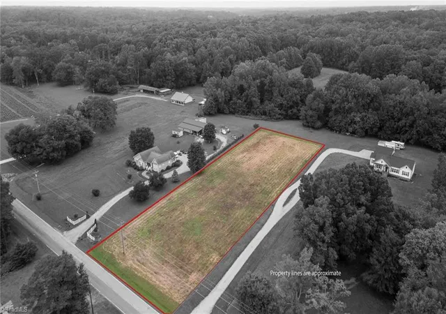 4th image of 0 Curry Rd, High Point, NC 27265 | MLS# 1229115