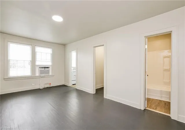 Listing Photo 5 - Condo for sale in building located at 517 Willow St, Mount Airy, NC 27030