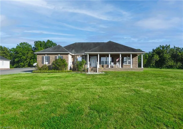 1st image of 2946 Us Hwy 158, Mocksville, NC 27028 | MLS# 1224837