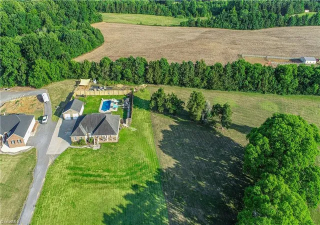 2nd image of 2946 Us Hwy 158, Mocksville, NC 27028 | MLS# 1224837