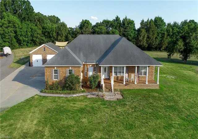 5th image of 2946 Us Hwy 158, Mocksville, NC 27028 | MLS# 1224837