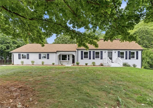 Photo 3 of Single family home for sale at 3721 Herchel Ln, Winston Salem, NC 27106 | MLS# 1228484 | Listing updated on 2026-09-15