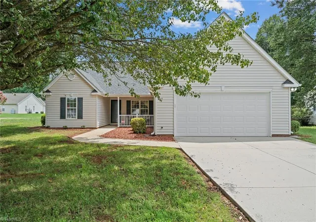 Photo 3 of Single family home for sale at 3185 Beeson Acres Rd, Winston Salem, NC 27105 | MLS# 1228590 | Listing updated on 2026-09-17