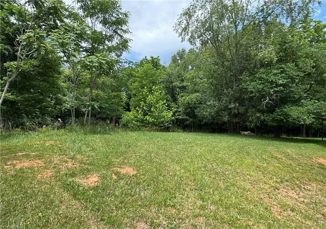 Homes for sale in Mount Airy, NC | 172 Poteat Rd, Mount Airy, NC 27030 | MLS# 1224320