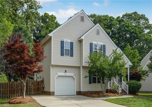3rd image of 4025 Queens Grant Rd, Jamestown, NC 27282 | MLS# 1224821