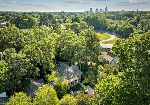34th image of 1606 W End Pl, Greensboro, NC 27403 | MLS# 1223065