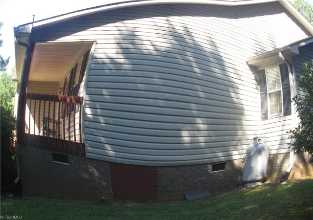 9th image of 833 Ervin Dr, Lexington, NC 27292 | MLS# 1230535