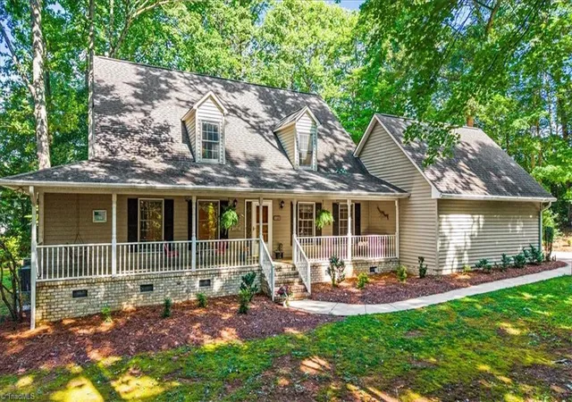2nd image of 4591 Abbey Park Rd, Kernersville, NC 27284 | MLS# 1231304