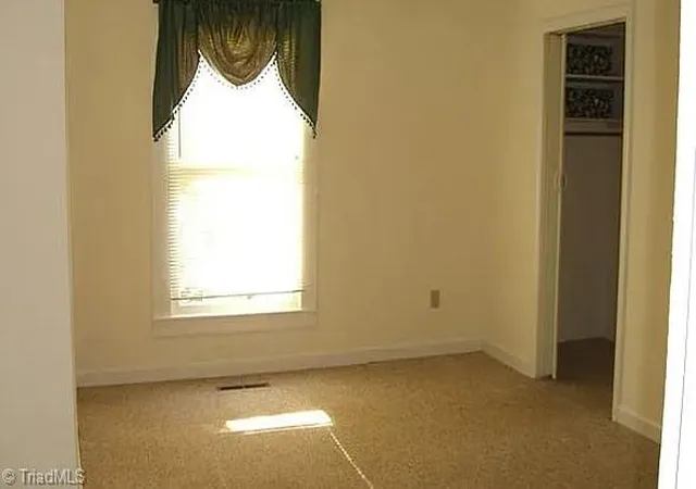 4th image of 215 Orchard St, Mount Airy, NC 27030 | MLS# 1223021