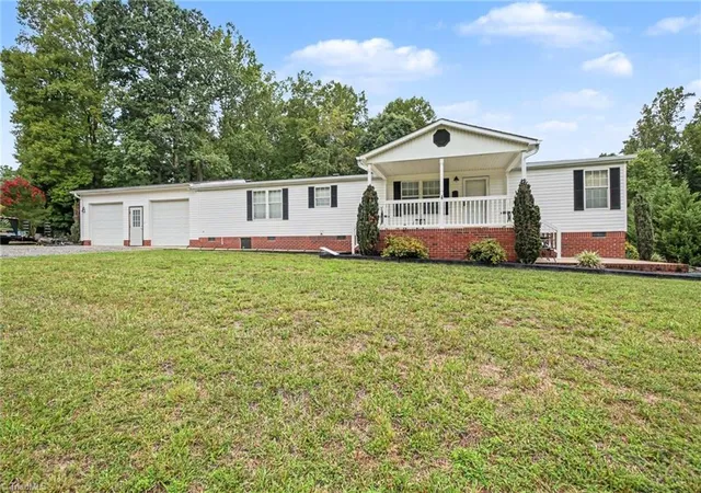 2nd image of 2298 Ray Loop Rd, Westfield, NC 27053 | MLS# 1227439