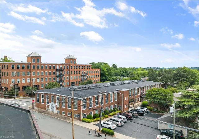 2nd image of 327 Indera Mills Ct, Winston Salem, NC 27101 | MLS# 1230768