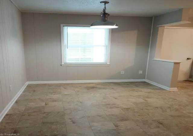 Photo 3 of Single family home for sale at 2713 Ernest St, High Point, NC 27263 | MLS# 1227878 | Listing updated on 2026-08-20