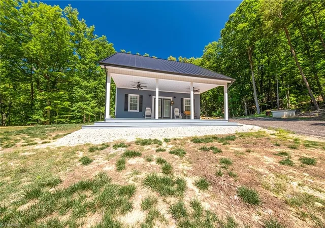 Photo 3 of Single family home for sale at 1325 Doyle Cromer Rd, King, NC 27021 | MLS# 1223898 | Listing updated on 2026-09-11
