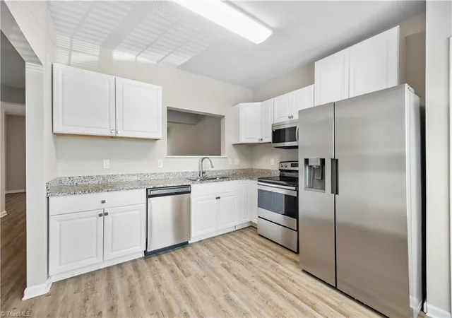 5th image of 152 Queensberry Ct, Greensboro, NC 27405 | MLS# 1226523