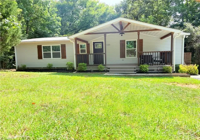 1st image of 1331 Lynndale Dr, Winston Salem, NC 27106 | MLS# 1231429