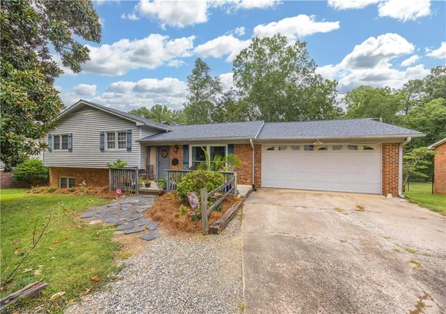 1st image of 3900 Briarwood Ave, High Point, NC 27265 | MLS# 1230281