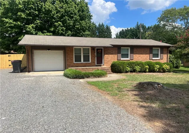 Photo 1 of Sale Pending at 509 Robinhood Rd, Reidsville, NC 27320 | MLS# 1230157 | Listing updated on 2026-10-06