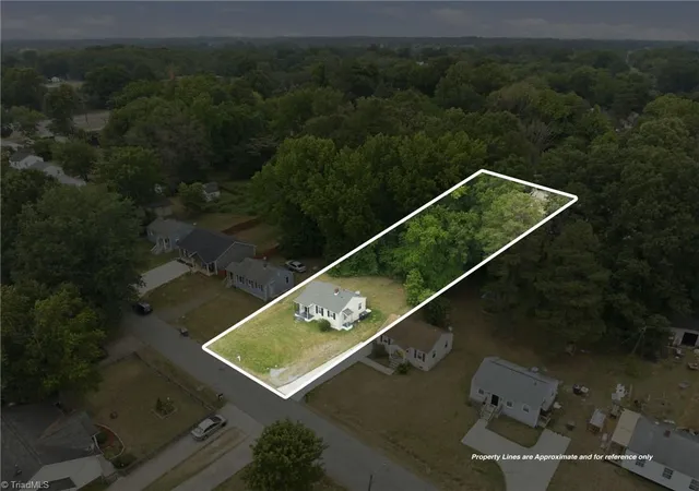 Photo 2 of Single family home for sale at 1323 Mayfair Ave, Greensboro, NC 27405 | MLS# 1227490 | Listing updated on 2026-08-14