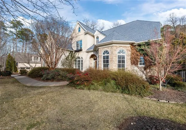 3rd image of 900 Jefferson Wood Ln, Greensboro, NC 27410 | MLS# 1208946