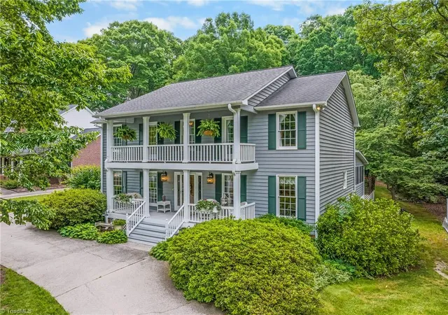 1st image of 806 Mcnair Ct, High Point, NC 27265 | MLS# 1222172