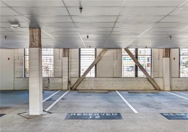 22nd image of 411 W Washington St #106, Greensboro, NC 27401 | MLS# 1216819
