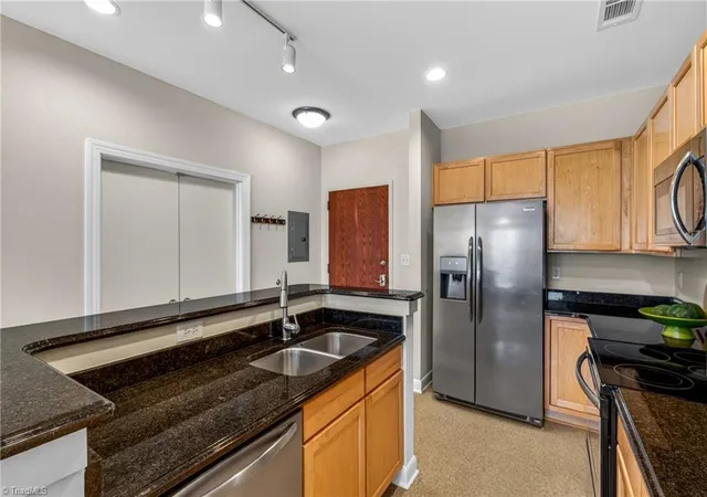 Photo 3 of Single family home for sale at 411 W Washington St #106, Greensboro, NC 27401 | MLS# 1216819 | Listing updated on 2026-09-01
