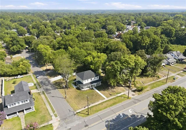 Homes for sale in Salisbury, NC | 1008 N Main St, Salisbury, NC 28144 | MLS# 1226740