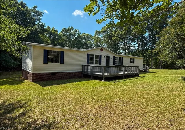 Homes for sale in Asheboro, NC | 1386 Southmont Dr, Asheboro, NC 27205 | MLS# 1226256