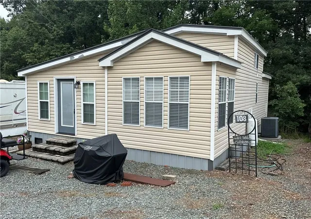 1st image of 108 Humming Bird Cir, New London, NC 28127 | MLS# 1230124