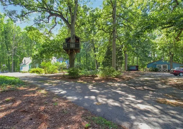 Photo 3 of Sale Pending at 7707 Alcorn Rd, Greensboro, NC 27409 | MLS# 1229887 | Listing updated on 2026-08-29