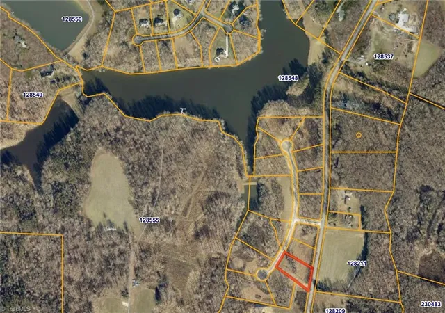Photo 4 of Single family home for sale at 7912 Duck Pond Ct, Browns Summit, NC 27214 | MLS# 1207298 | Listing updated on 2026-09-16
