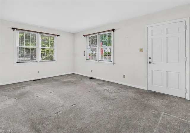 Photo 3 of Sale Pending at 2000 N Holden Rd, Greensboro, NC 27408 | MLS# 1225519 | Listing updated on 2026-09-25
