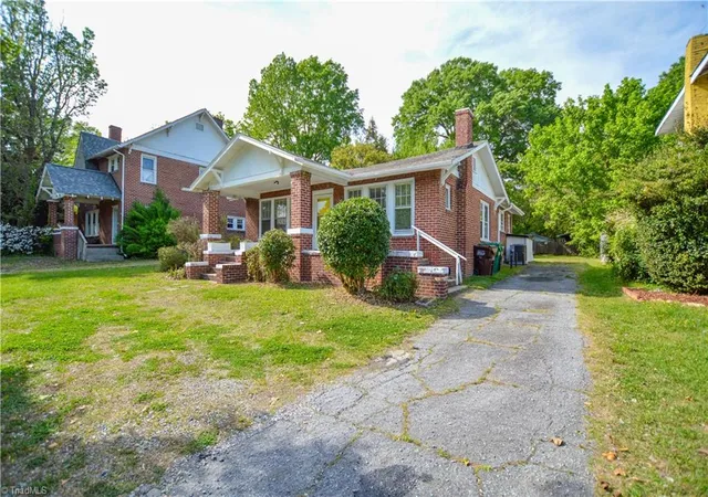 2nd image of 705 Lexington Ave, High Point, NC 27262 | MLS# 1216226