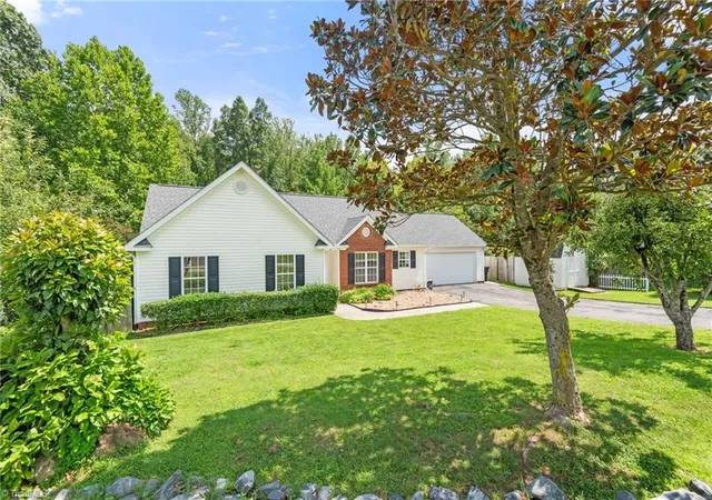 Photo 3 of Sale Pending at 6941 Rangecrest Rd, Belews Creek, NC 27009 | MLS# 1229943 | Listing updated on 2026-09-11