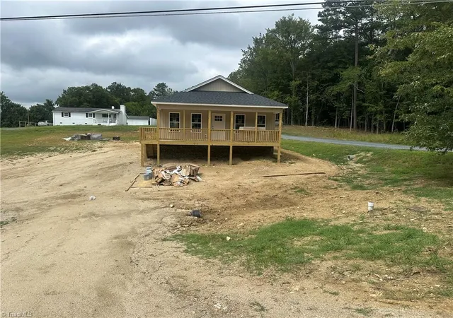 Photo 2 of Sale Pending at 5611 Rockford Dr, Trinity, NC 27370 | MLS# 1233985 | Listing updated on 2026-08-31