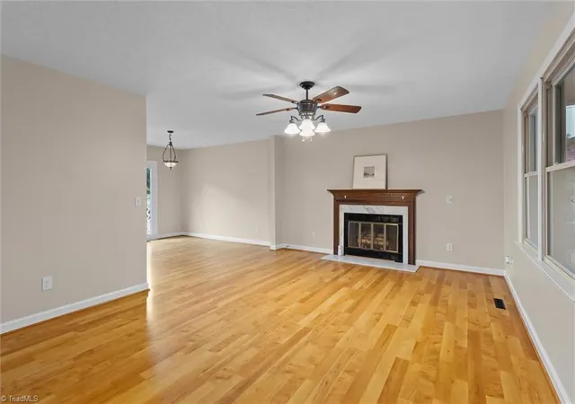 5th image of 1912 Inman Cir, Mount Airy, NC 27030 | MLS# 1229169