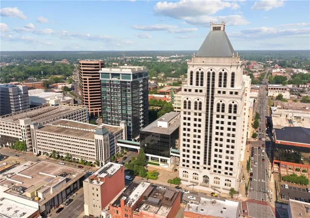 27th image of 201 N Elm St #301, Greensboro, NC 27401 | MLS# 1208249