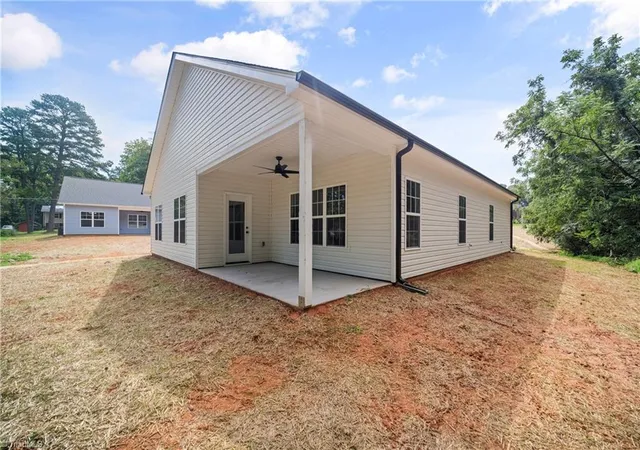 32nd image of 1649 Ralee Dr, Winston Salem, NC 27127 | MLS# 1230645
