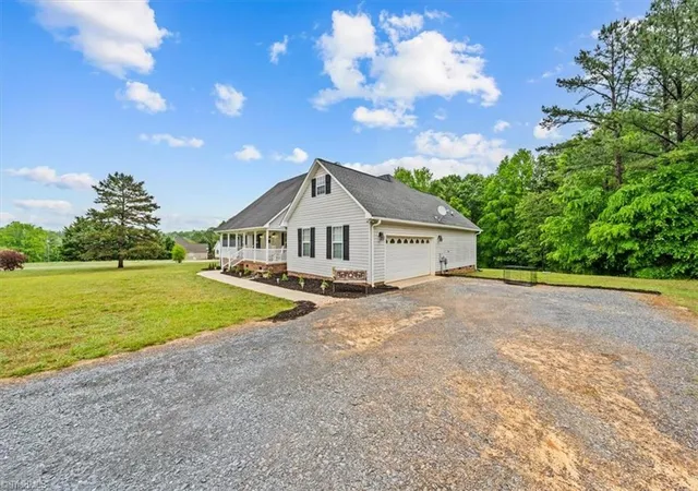 4th image of 2529 Danny Bell Rd, Asheboro, NC 27205 | MLS# 1218806