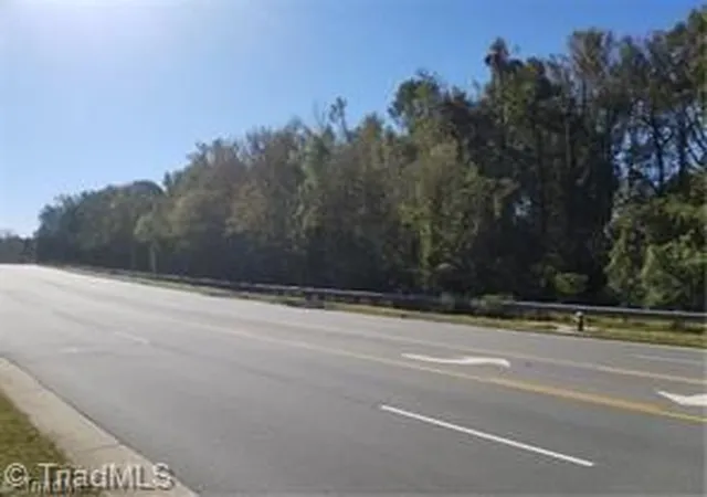 4th image of 2300 Coliseum Blvd, Greensboro, NC 27406 | MLS# 1110753