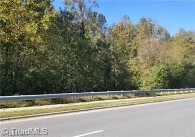 5th image of 2300 Coliseum Blvd, Greensboro, NC 27406 | MLS# 1110753