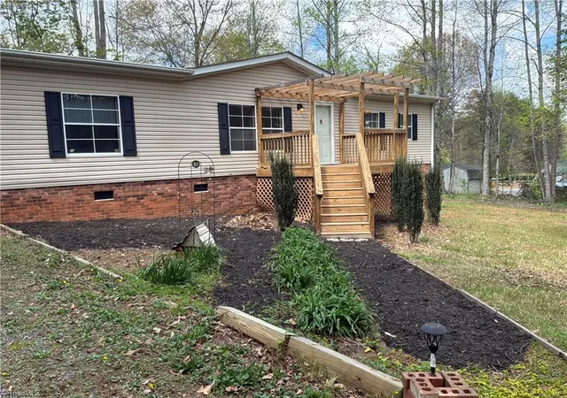 Photo 3 of Manufactured home for sale at 1080 Mineral Springs Rd, Madison, NC 27025 | MLS# 1214918 | Listing updated on 2026-04-30
