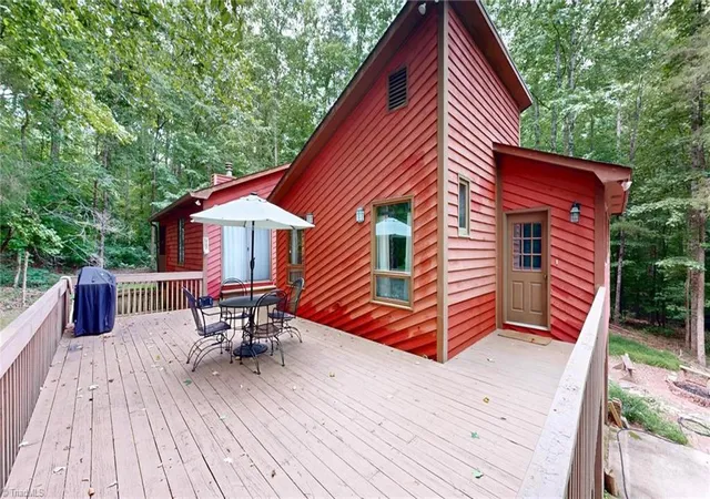 3rd image of 689 Barker Rd, Winston Salem, NC 27107 | MLS# 1227687